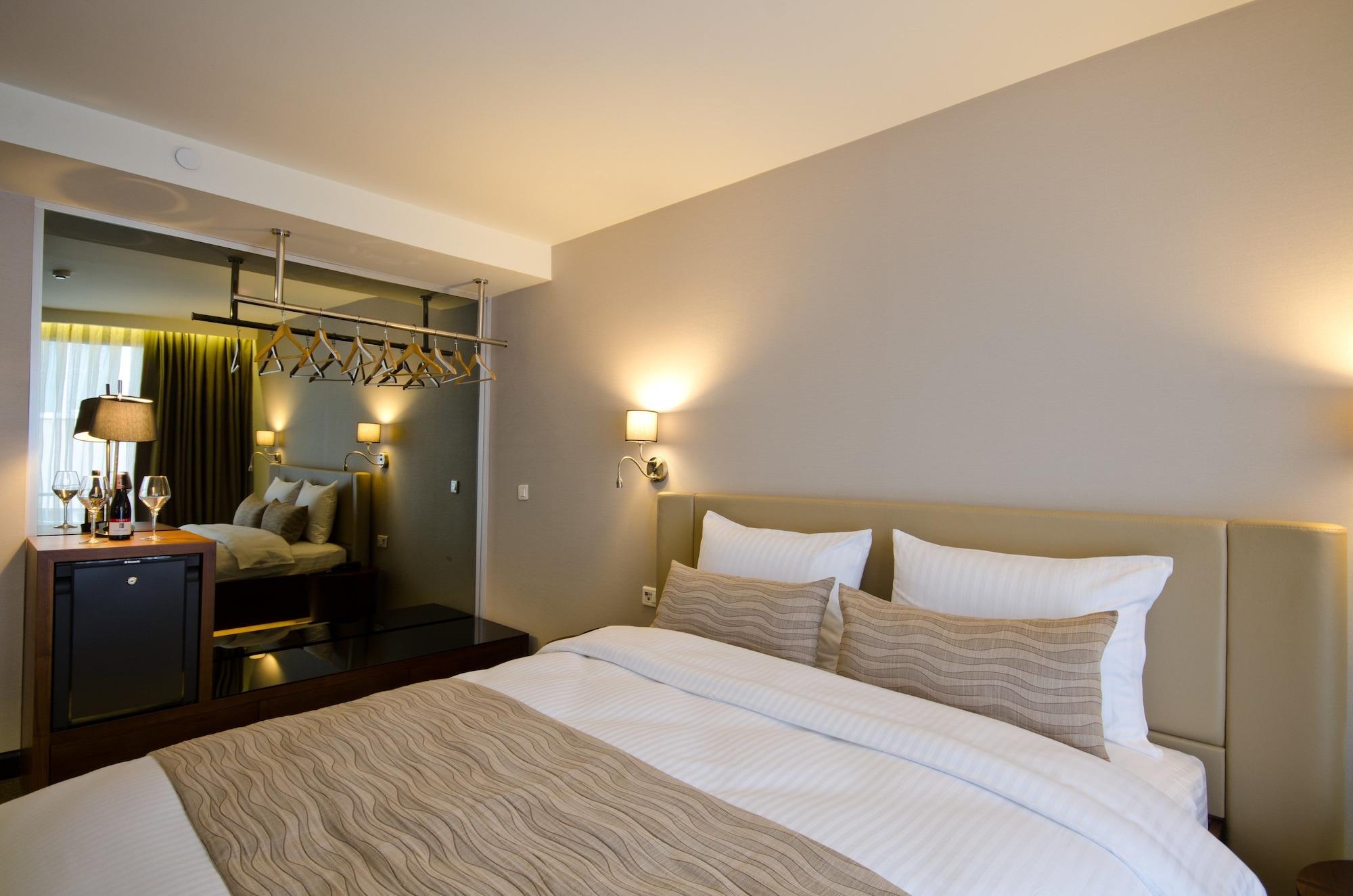 Inncity Nisantasi מלון 3*